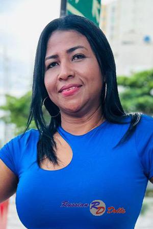 219509 - Pili Age: 51 - Colombia