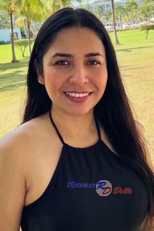 228301 - Melissa Age: 39 - Costa Rica