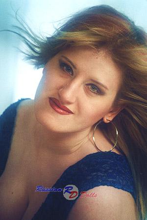 52719 - Tatiana Age: 32 - Russia