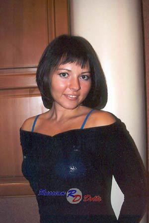 56528 - Elena Age: 31 - Russia