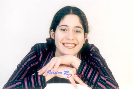 62084 - Elena Age: 32 - Russia
