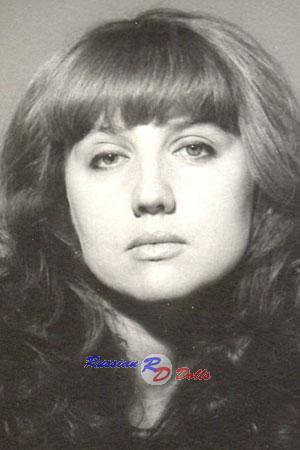 62425 - Larisa Age: 42 - Russia