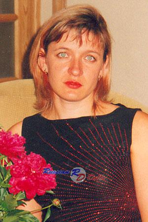 63982 - Natalia Age: 39 - Russia