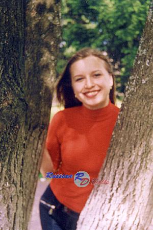 65753 - Svetlana Age: 32 - Russia