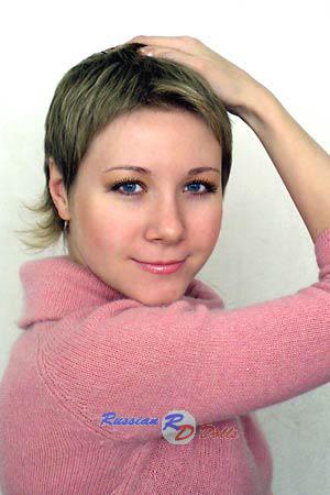 67718 - Svetlana Age: 34 - Russia