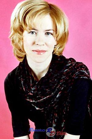 69820 - Marina Age: 36 - Russia