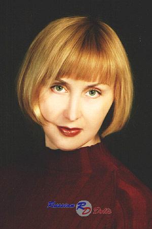 70092 - Elena Age: 45 - Russia