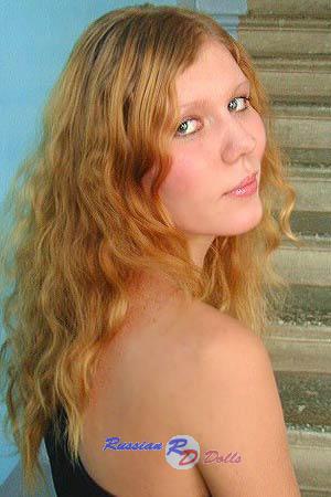 70206 - Alesay Age: 30 - Russia