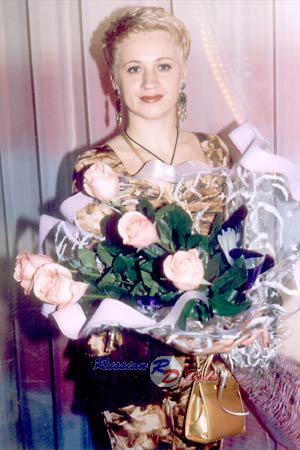 70324 - Svetlana Age: 40 - Russia