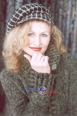 71090 - Svetlana Age: 42 - Russia