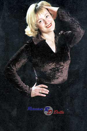 71222 - Elena Age: 44 - Russia
