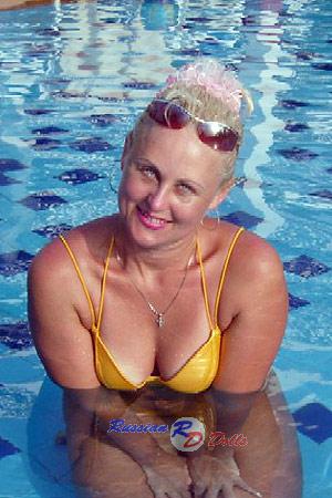 73367 - Natalia Age: 44 - Russia