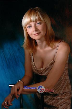 74315 - Svetlana Age: 39 - Russia