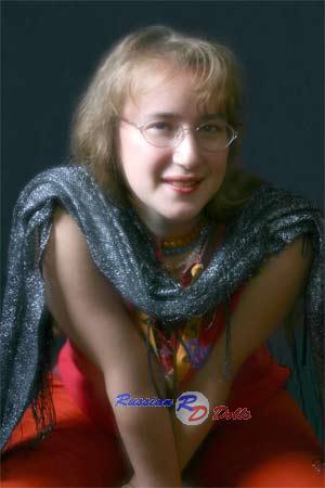 80238 - Oxana Age: 35 - Russia
