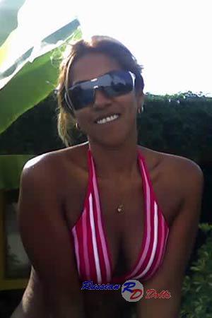 88163 - Vanessa Age: 38 - Peru